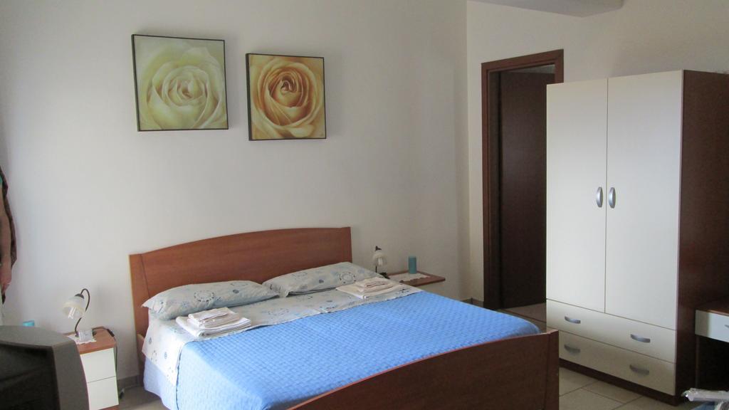 Bed And Breakfast Oasi Reggio di Calabria Pokój zdjęcie